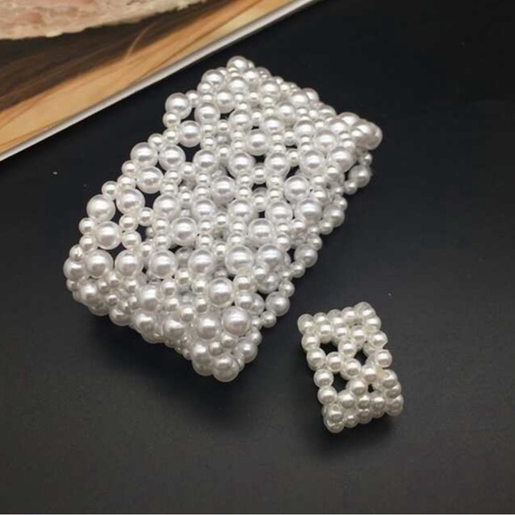 1set Elegant & Minimalist Acrylic Faux Pearl Elastic Bracelet & Hollow Ring Set - Picture 2 of 3